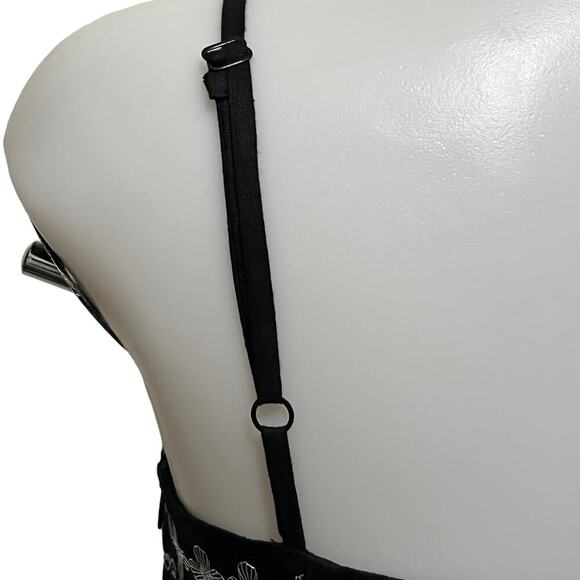 Ann Taylor Black & White Embroidered Linen Dress Empire Waist Spaghetti Straps 4 - Picture 8 of 11